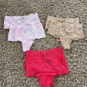 Quince Stretch Lace Thong 6 Pack Tan, Red & Pink Size XS NWOT